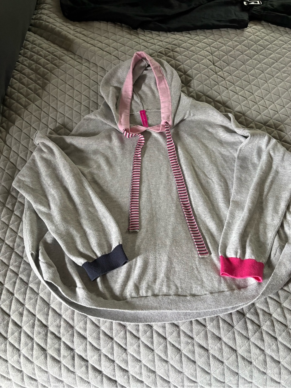 Zaket & Plover Fun Hoodie Marl Knit Gray Pink Colorblock
